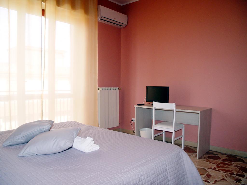 B&B Don Pedro Riposto Room photo